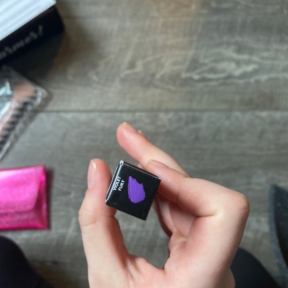 FENTY MATTEMESOILLE - Picture 3 of 3